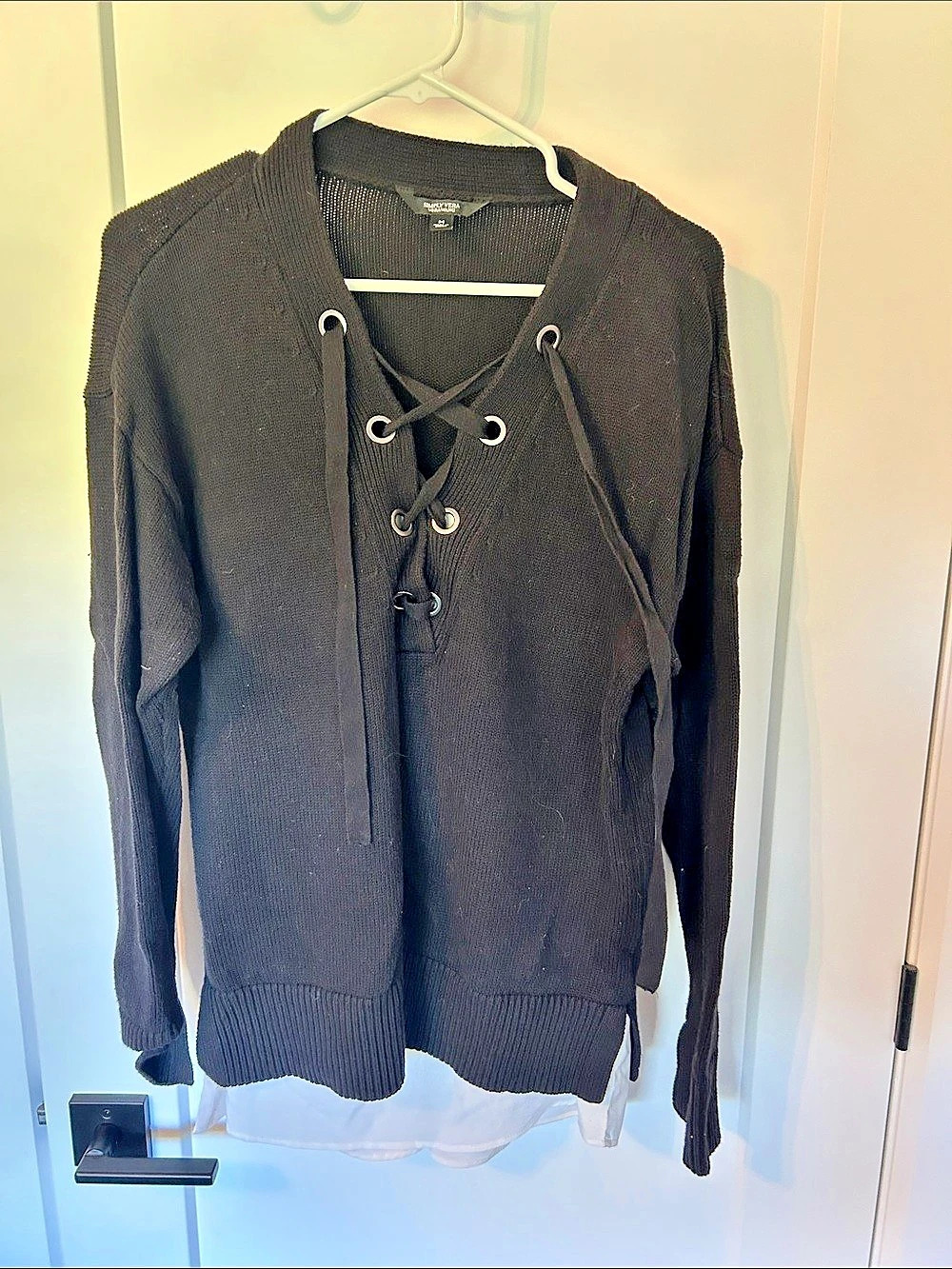 Simply Vera Wang Black Lace-Up Sweater Size Medium